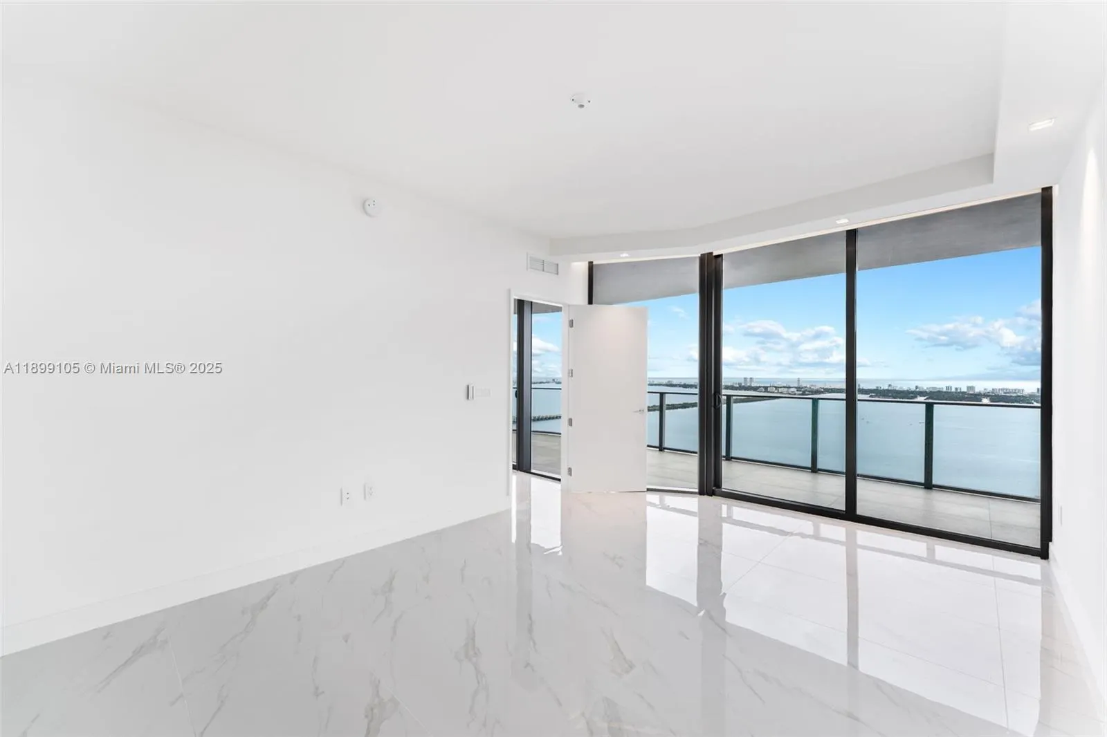 700 NE 24 ST, #5401