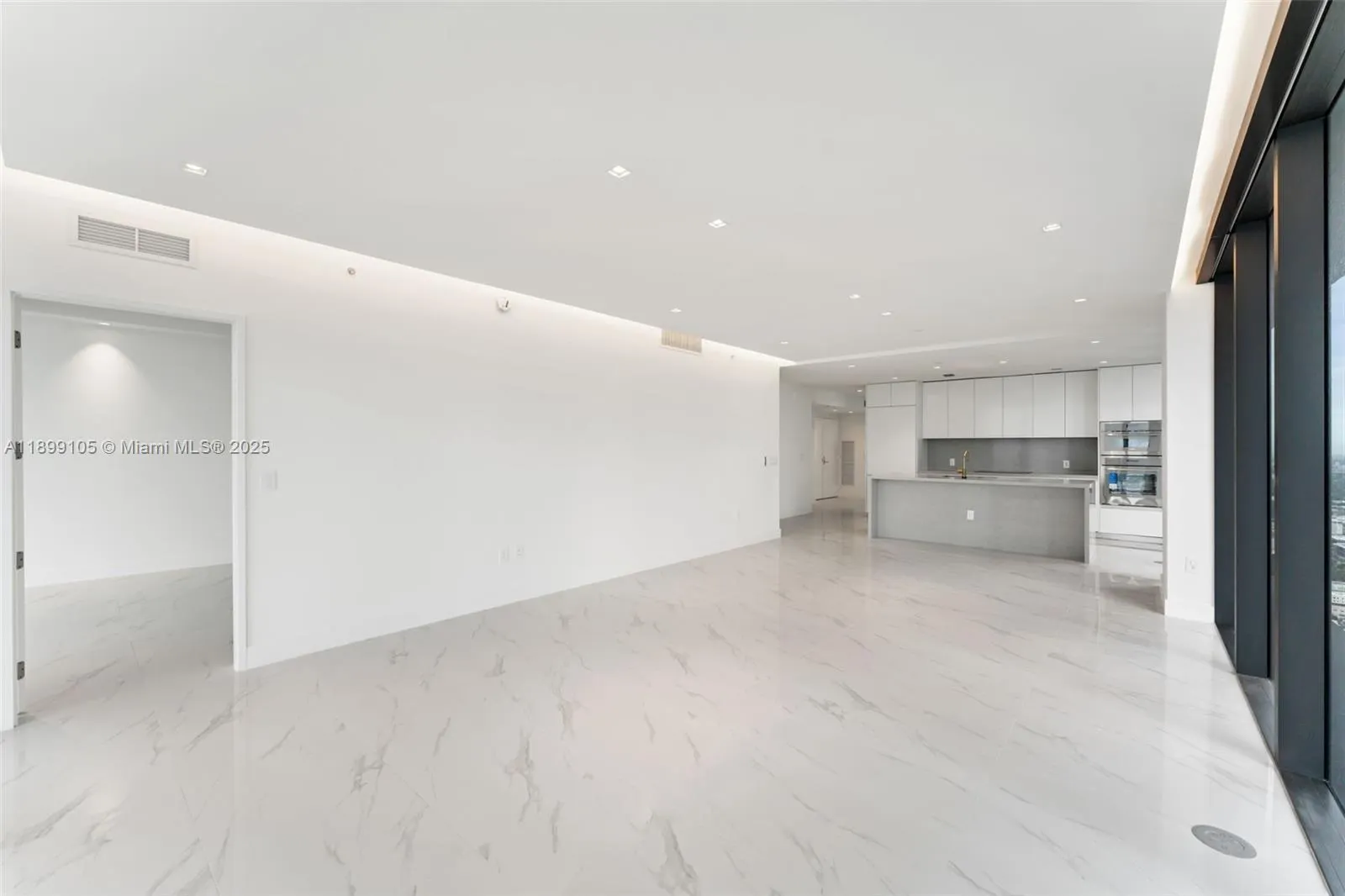 700 NE 24 ST, #5401