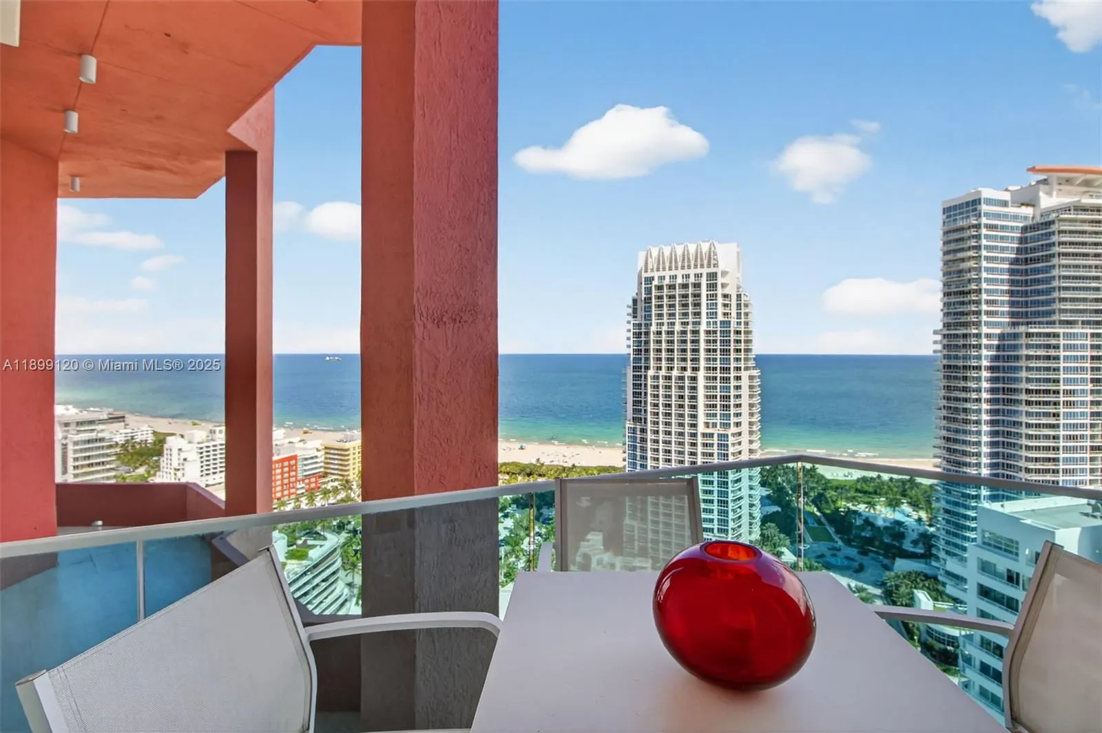 300 S Pointe Dr, #3105