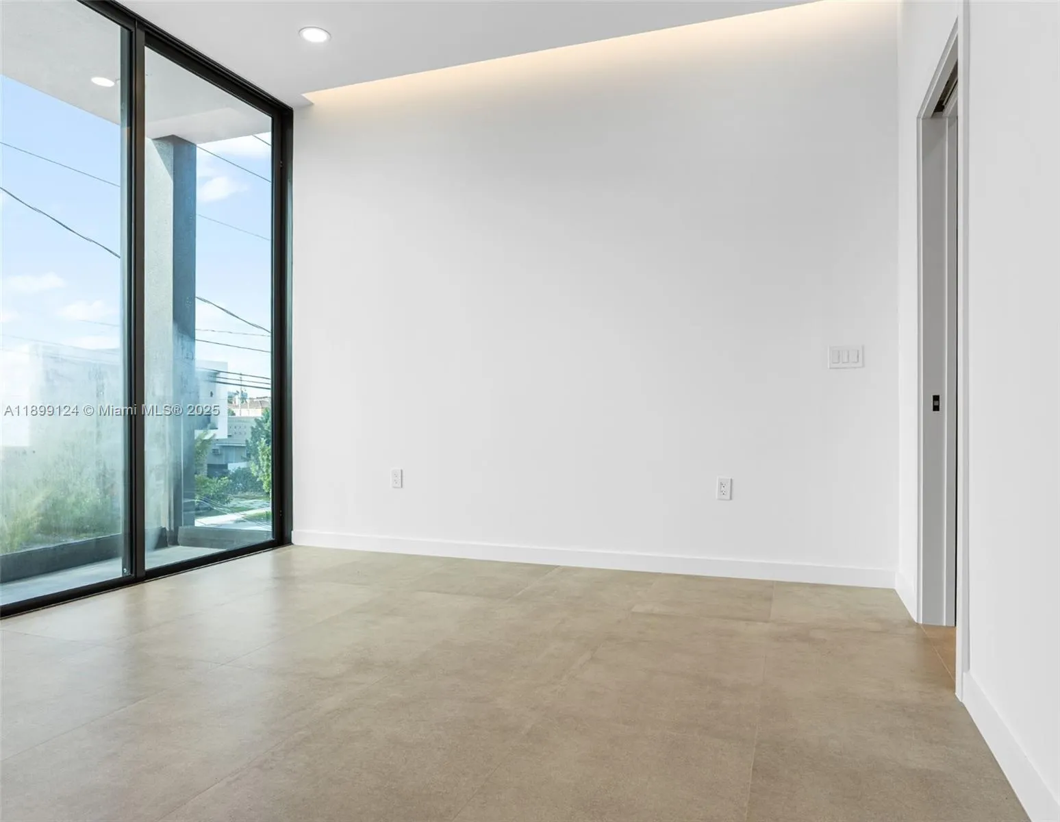 2823 SW 23rd Ter, #2823