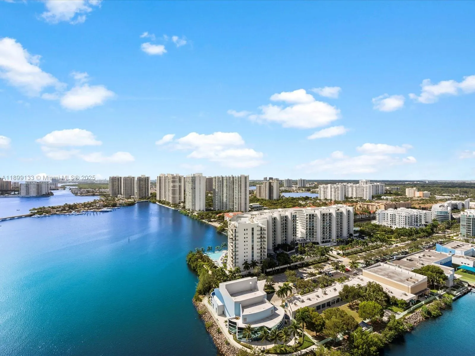 3370 Hidden Bay Dr, #3113