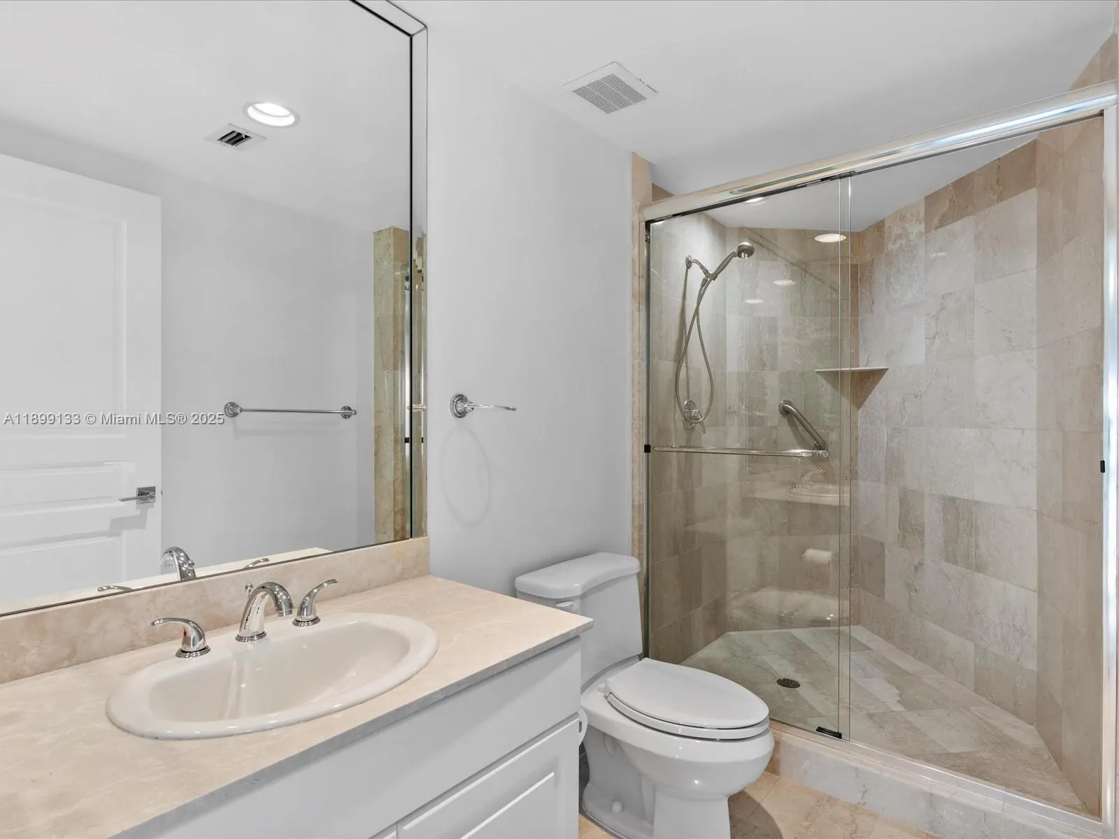 3370 Hidden Bay Dr, #3113