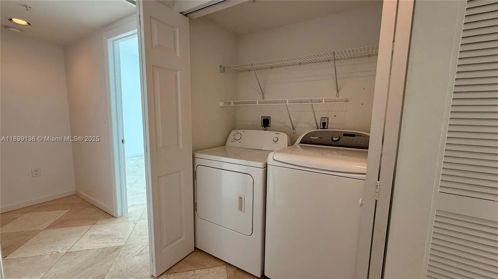 1155 Brickell Bay Dr, #PH104