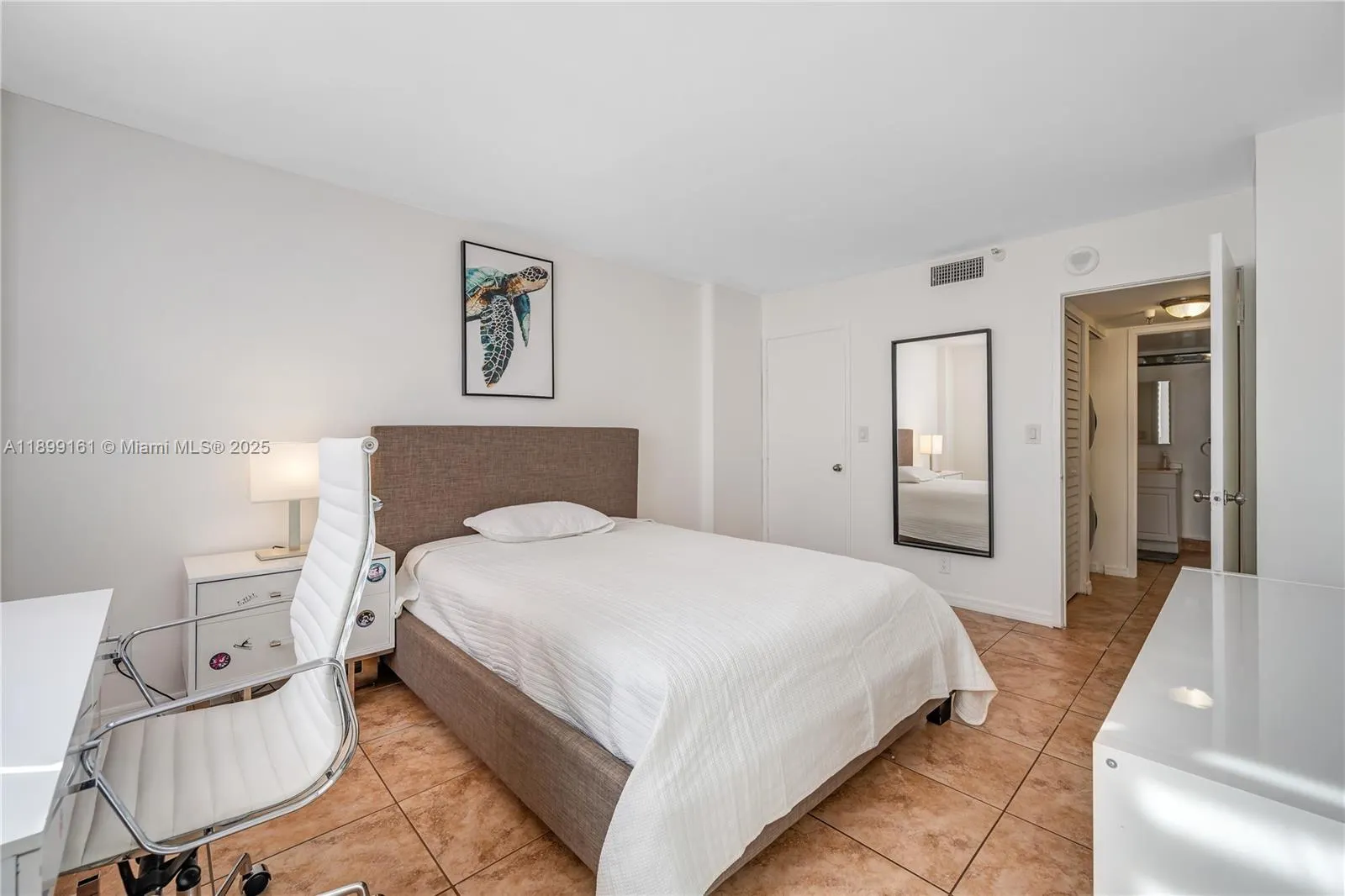 290 174th St, #511