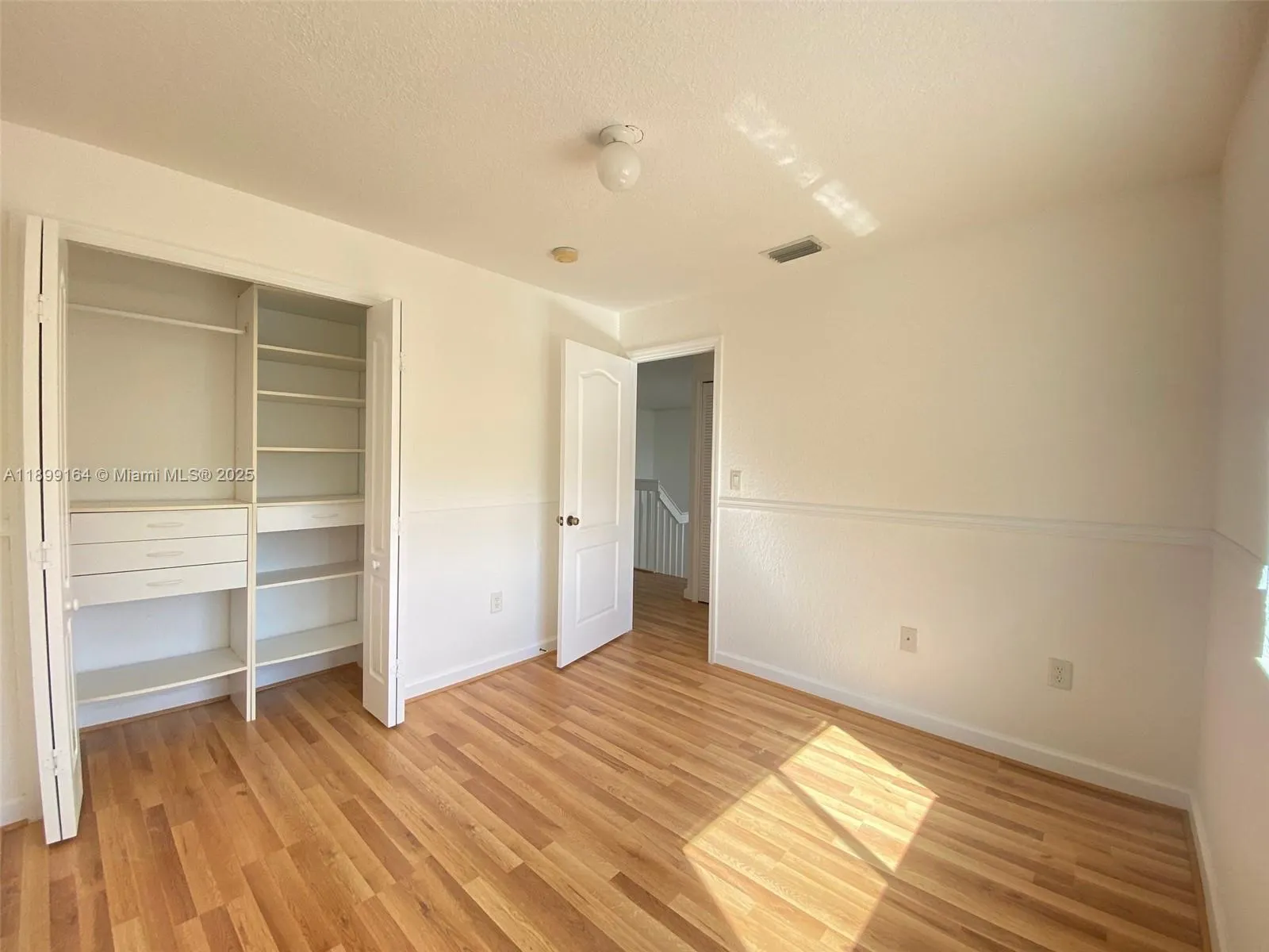 17037 SW 39th St, #17037