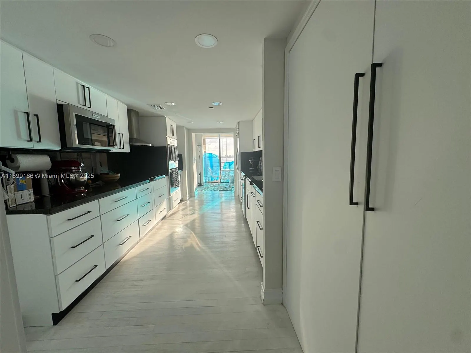 11113 Biscayne Blvd, #558