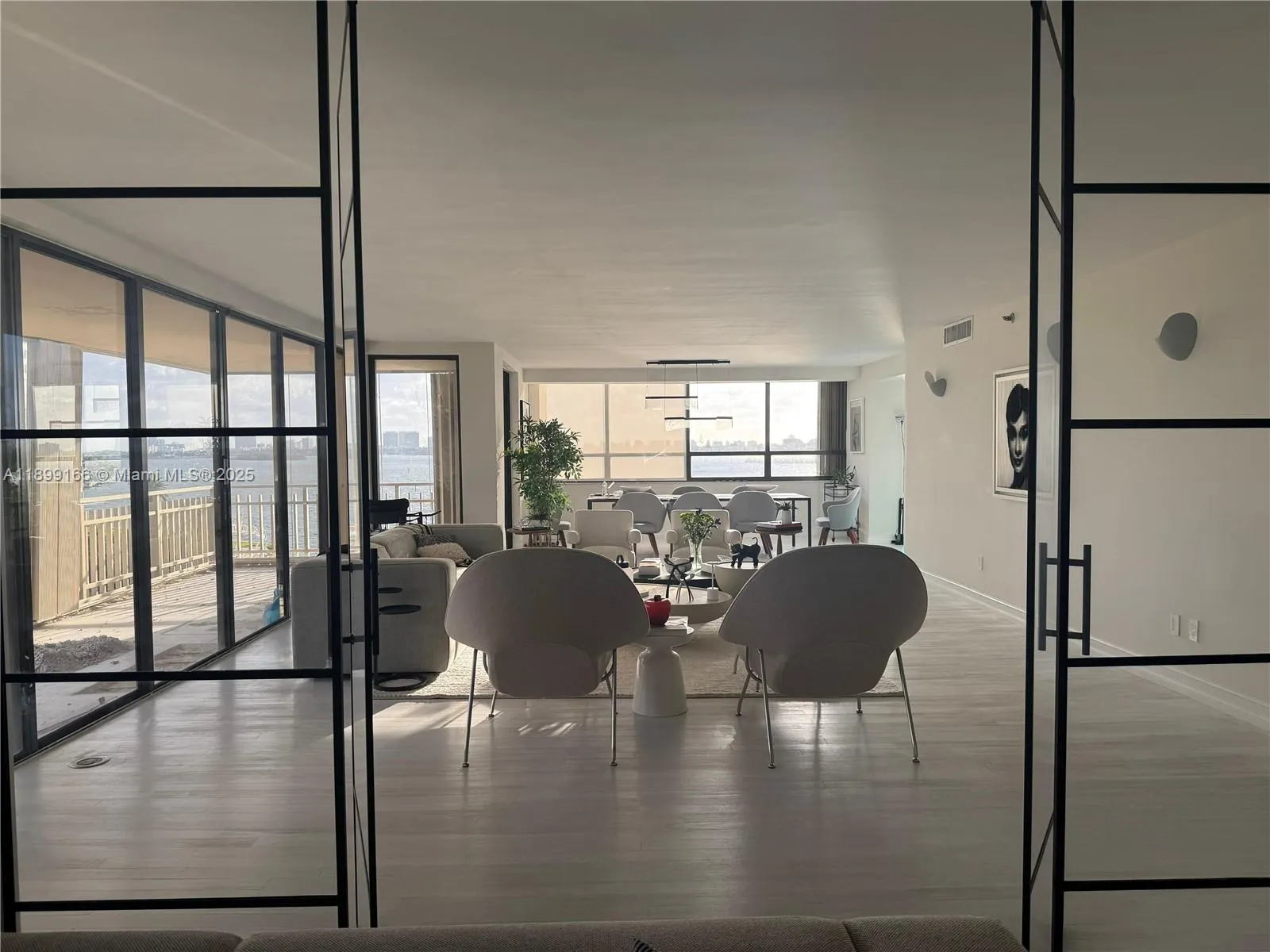 11113 Biscayne Blvd, #558
