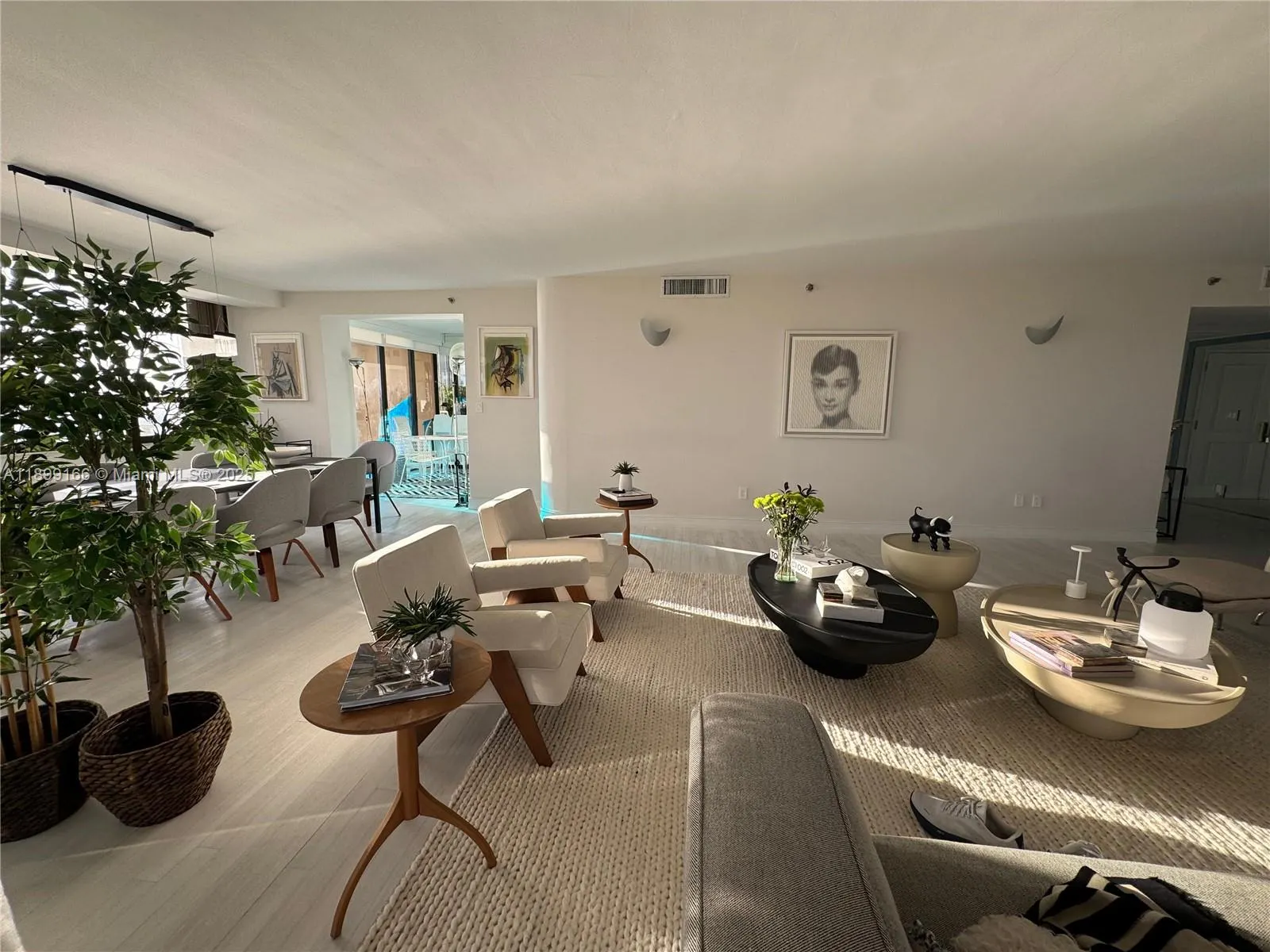11113 Biscayne Blvd, #558