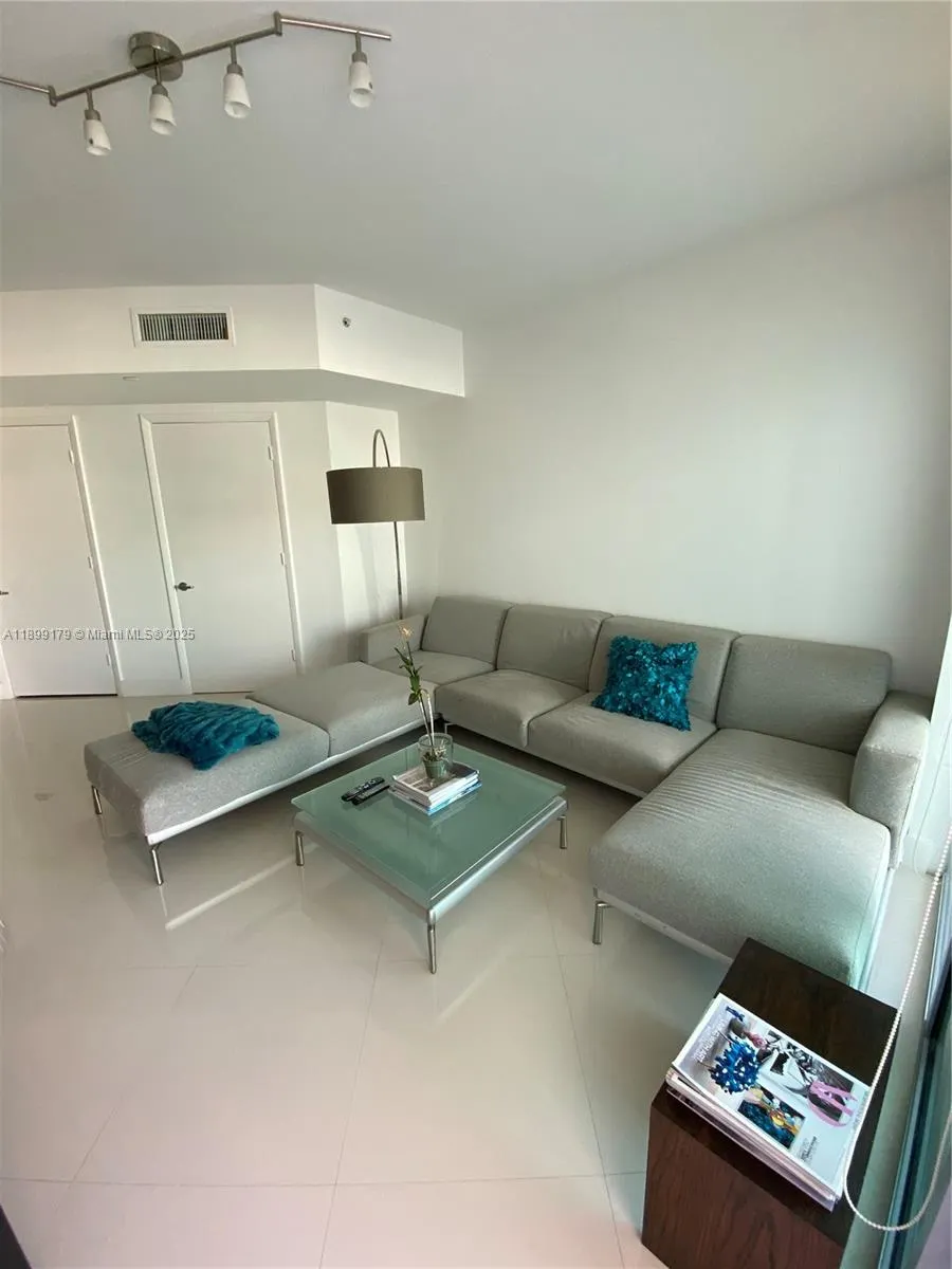 350 S Miami Ave, #3811