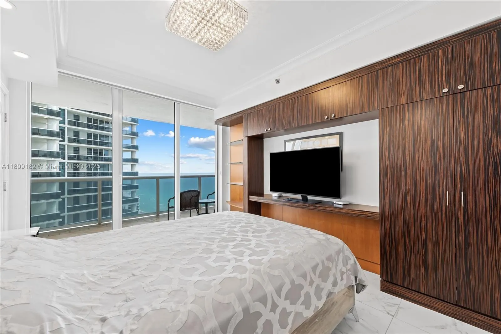 1830 S Ocean Dr, #3708