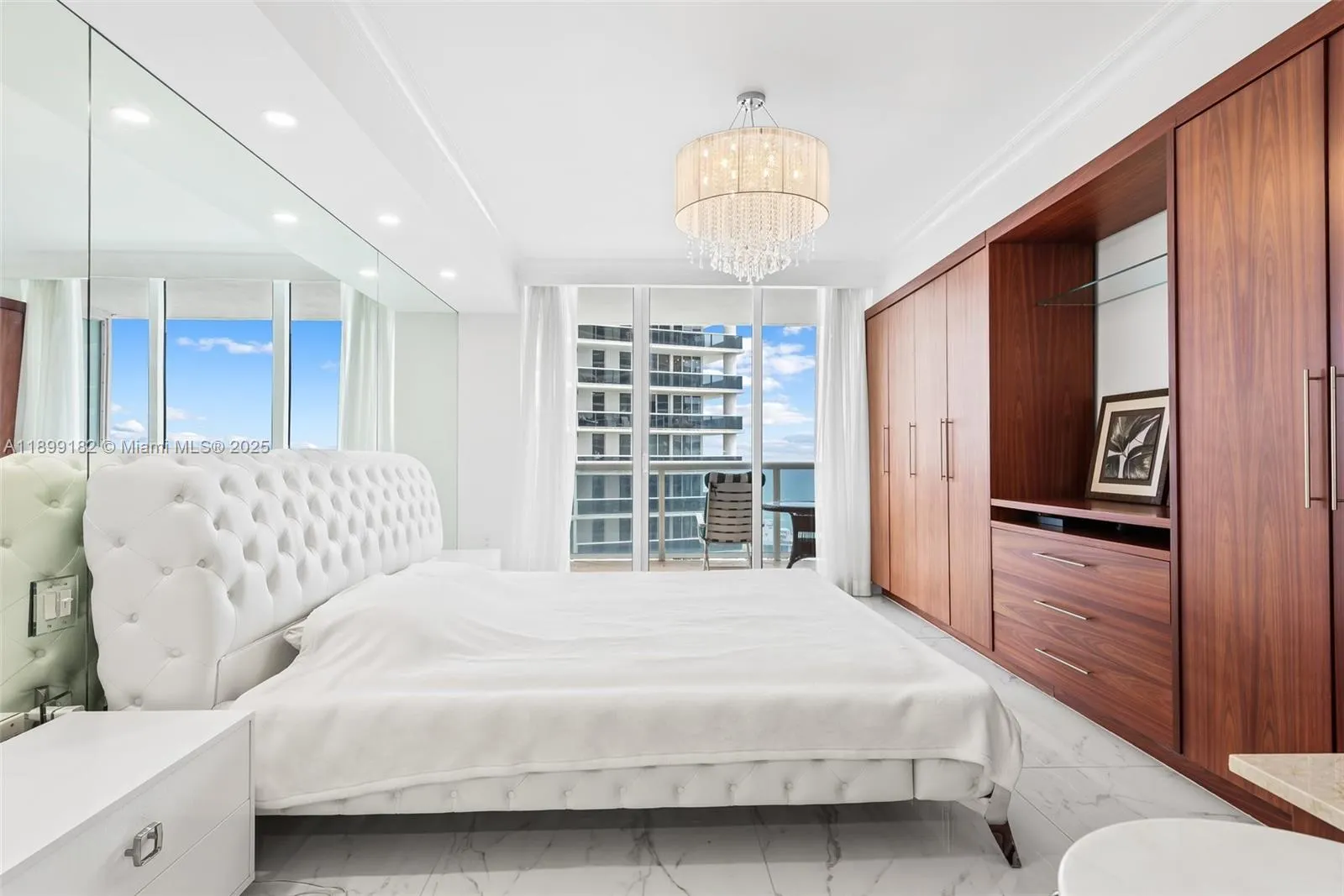 1830 S Ocean Dr, #3708