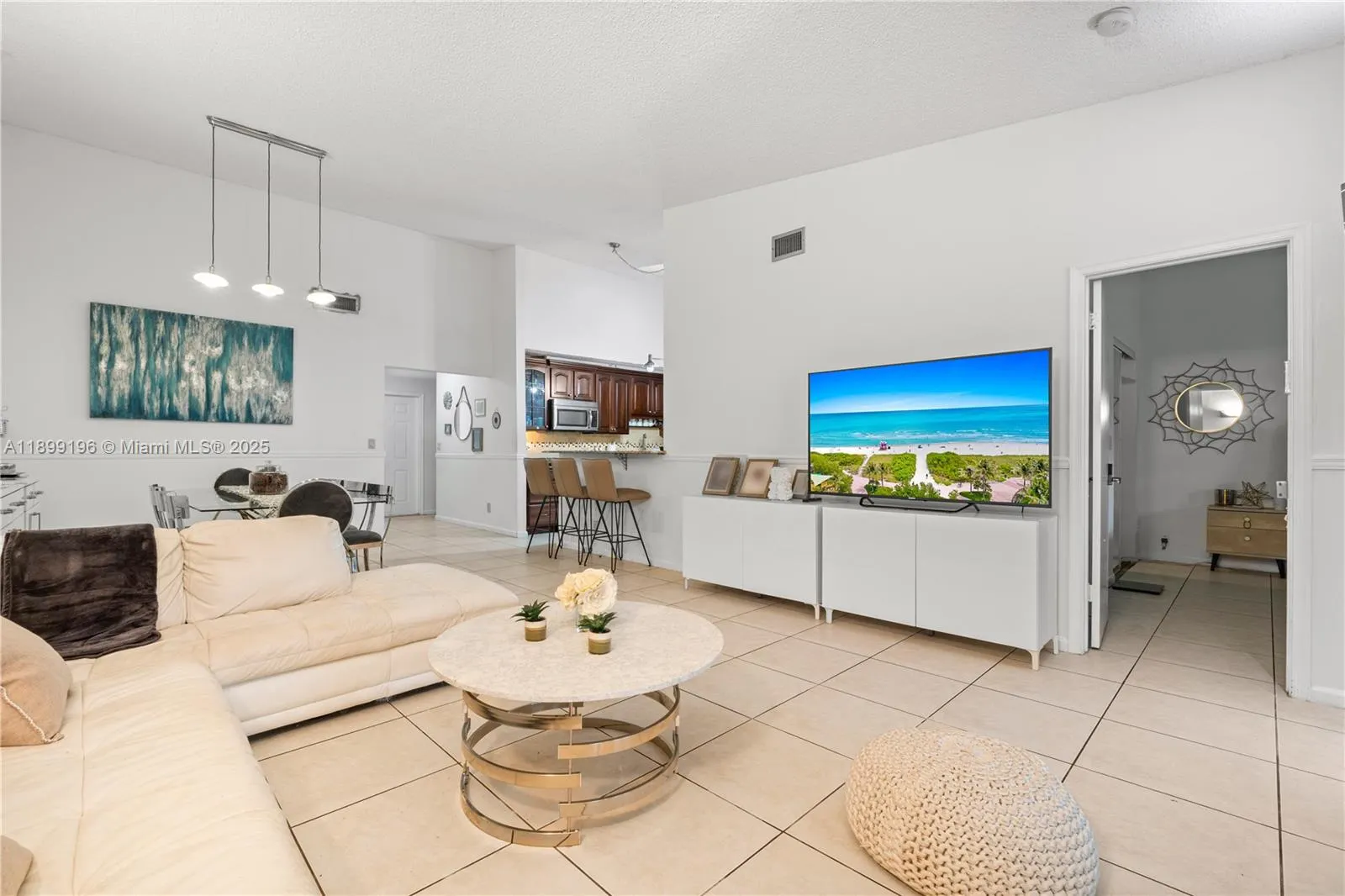 21240 Harbor Way, #285-28