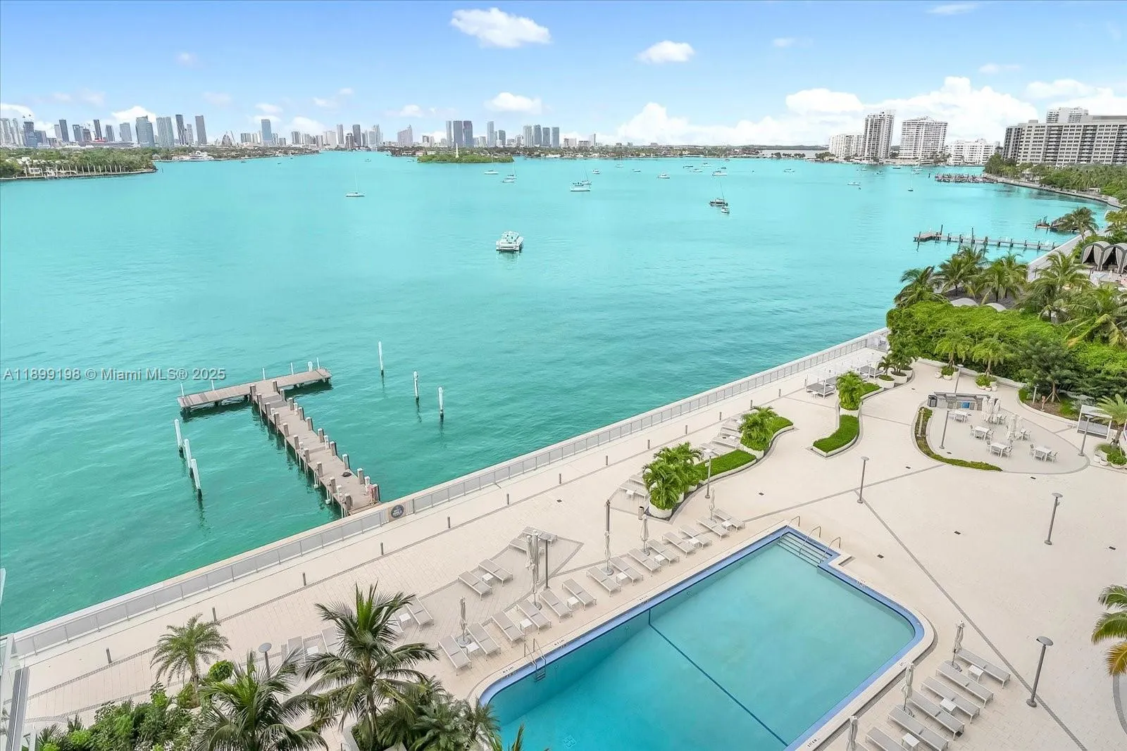 1000 West Ave, #920