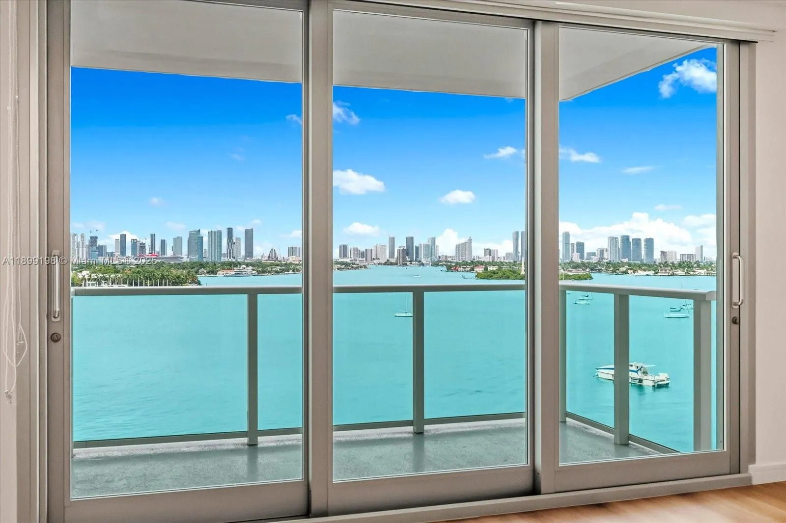 1000 West Ave, #920
