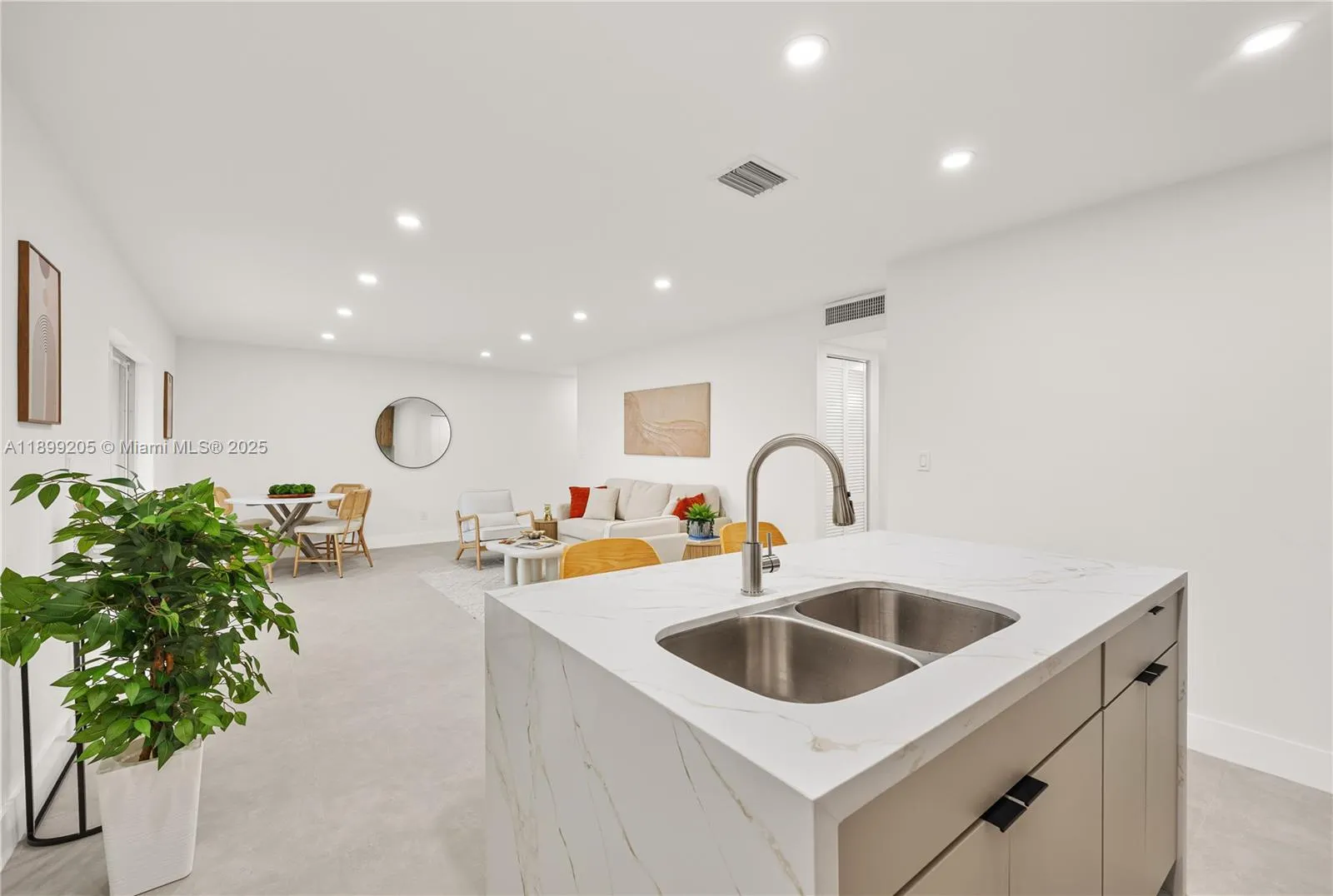 10017 SW 23rd Ter