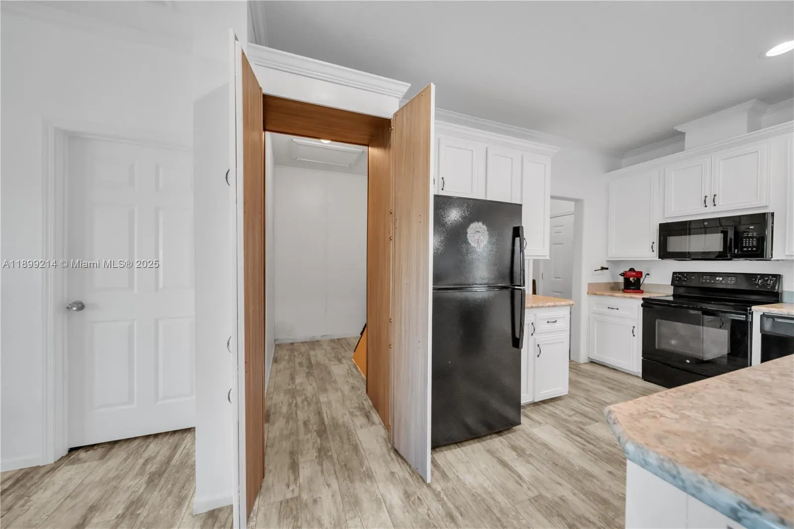 7824 8TH PL LaBelle