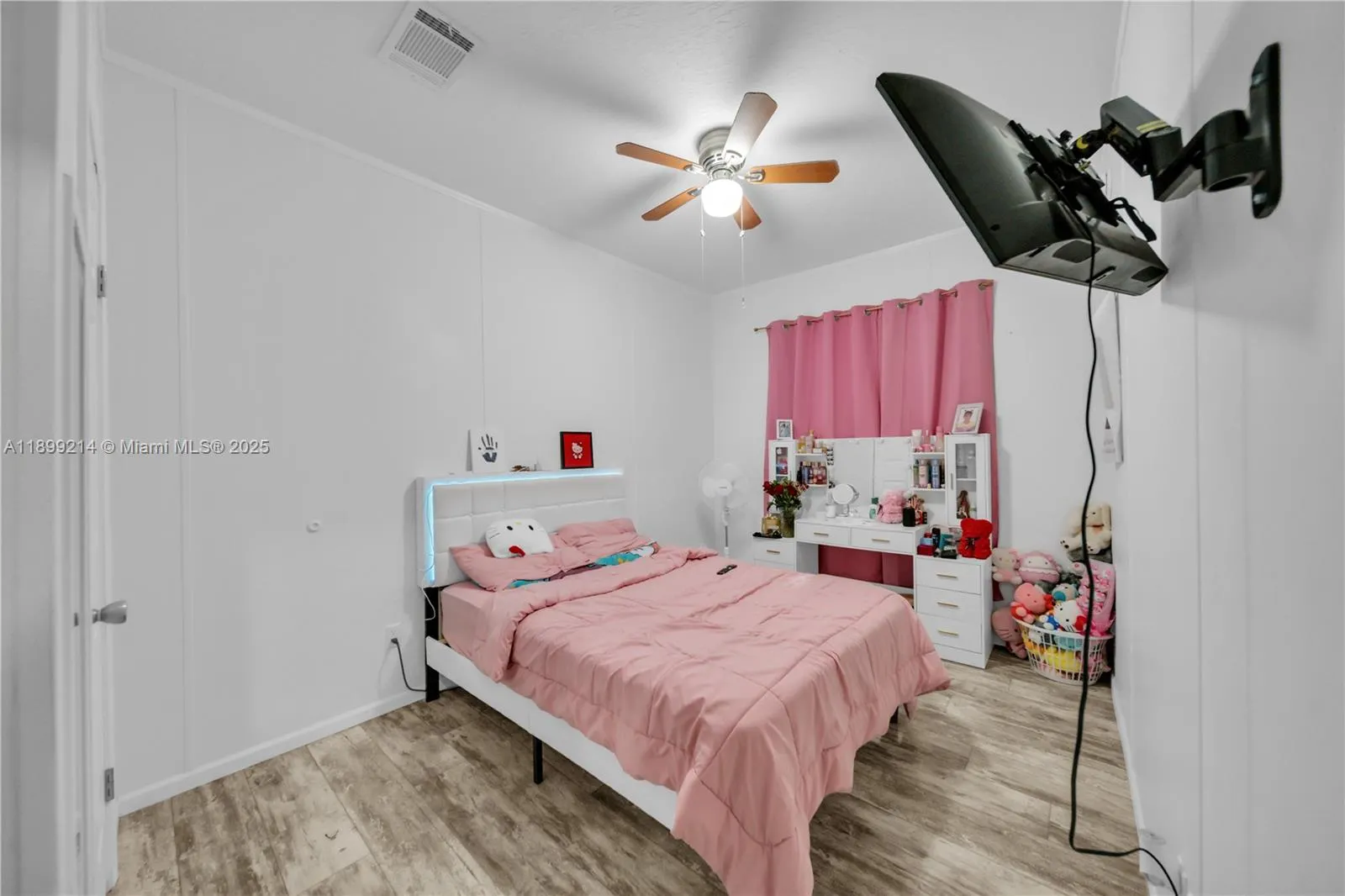 7824 8TH PL LaBelle