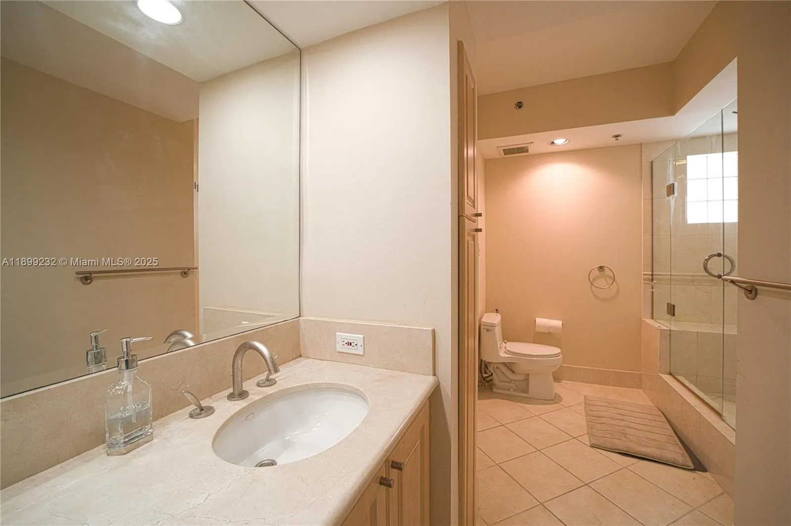 3255 NE 184th St, #12404