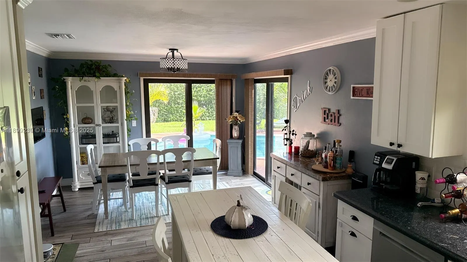 542 NW 39th Ter