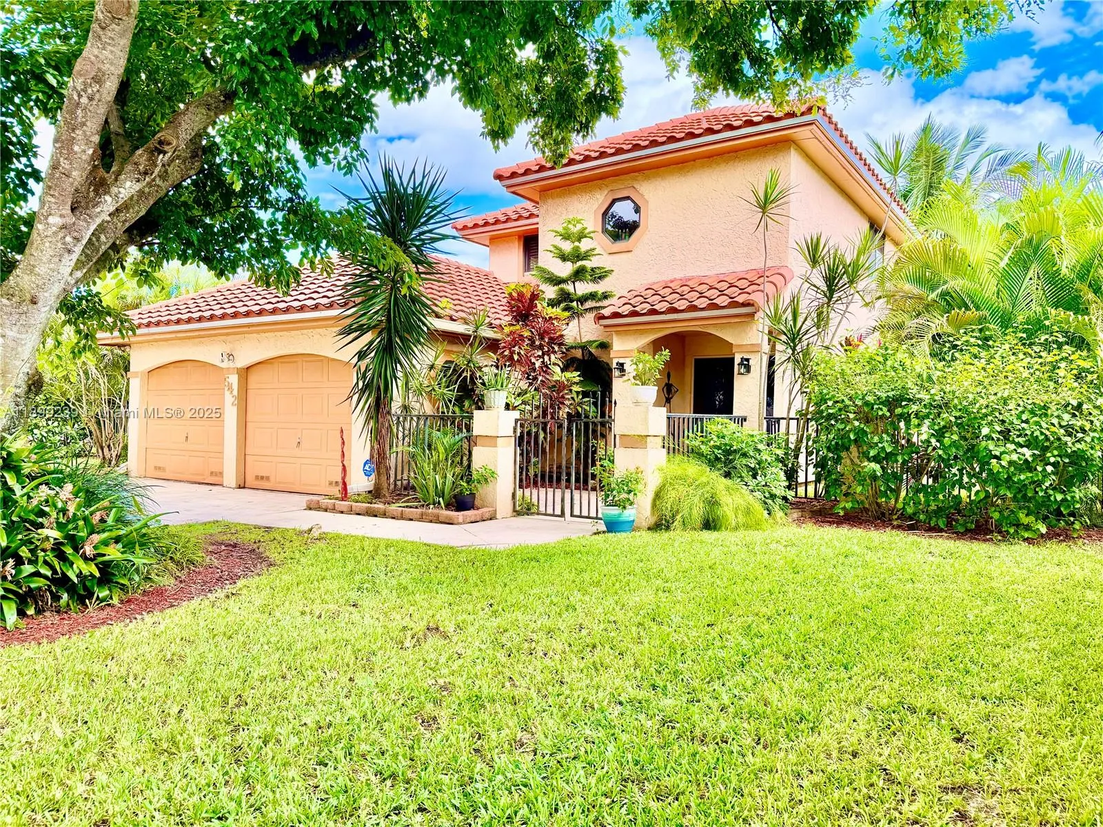 542 NW 39th Ter