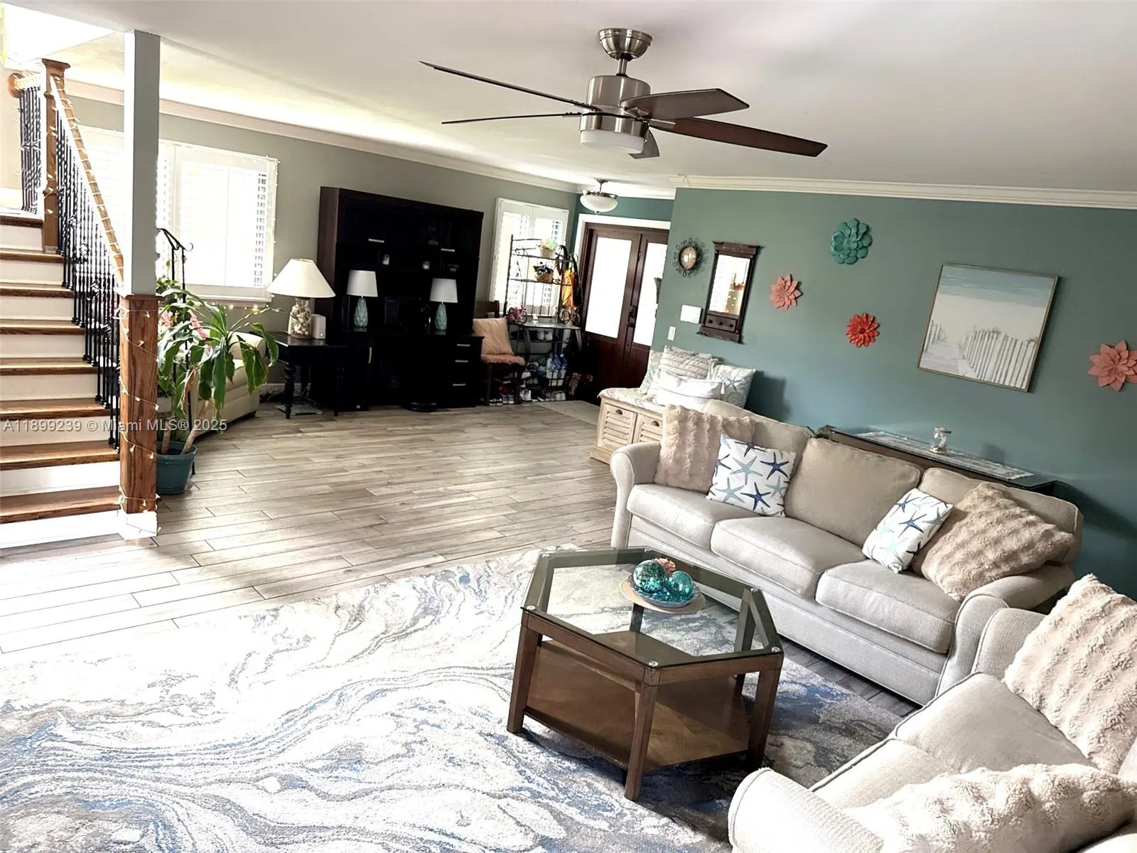 542 NW 39th Ter