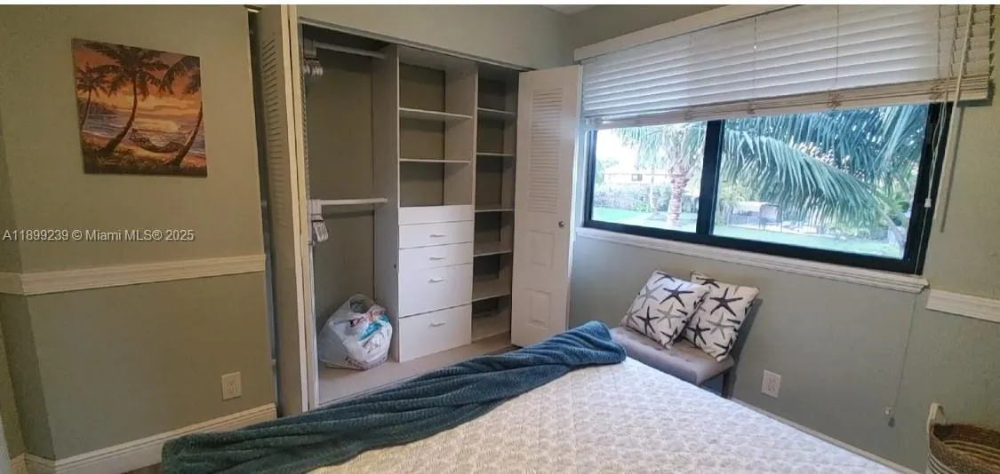 542 NW 39th Ter