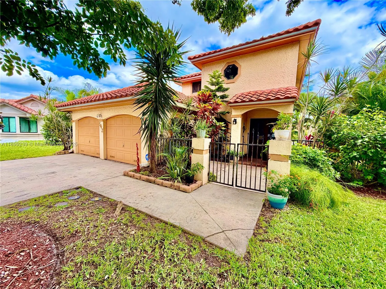 542 NW 39th Ter