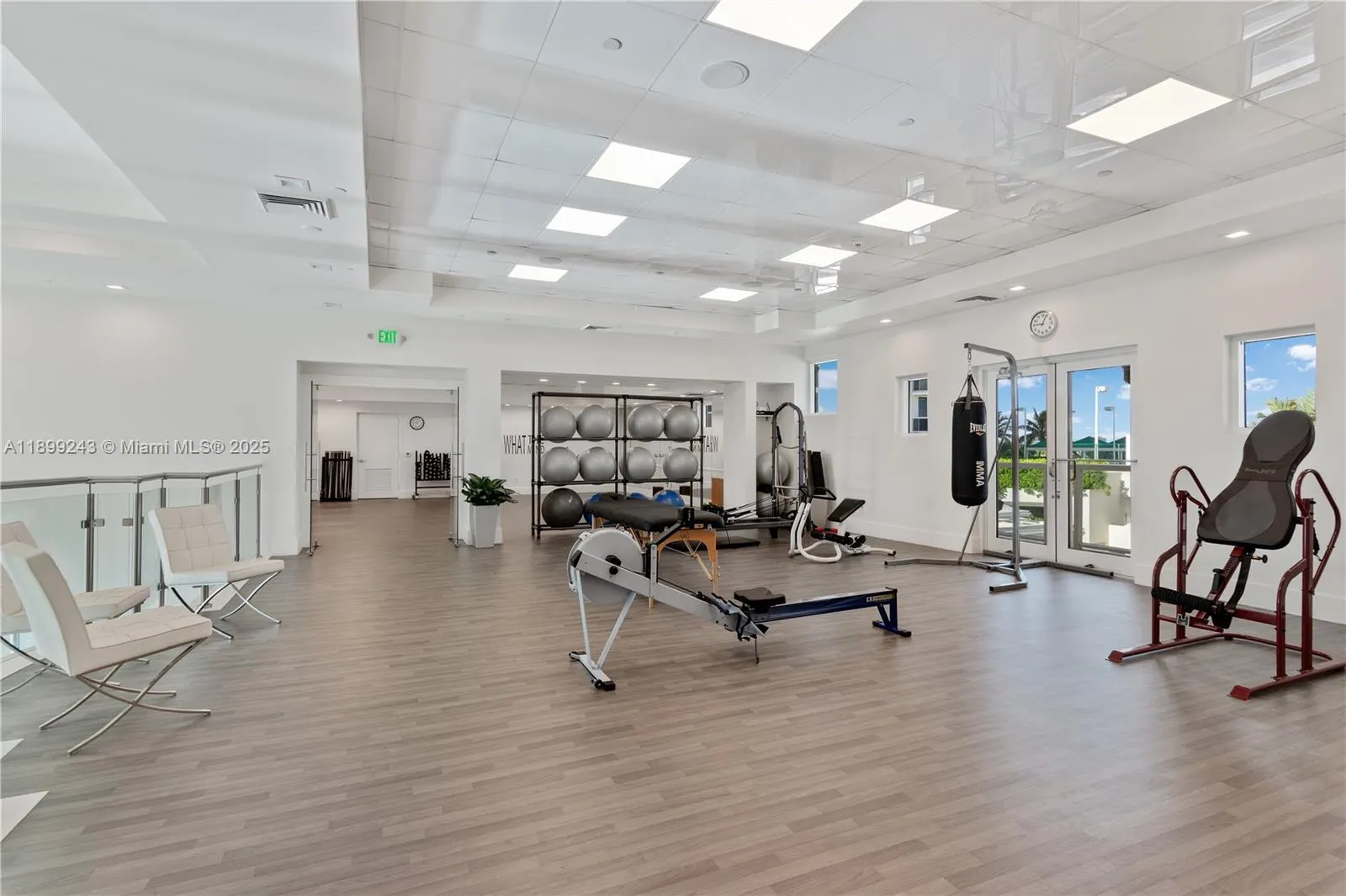 4775 Collins Ave, #1708