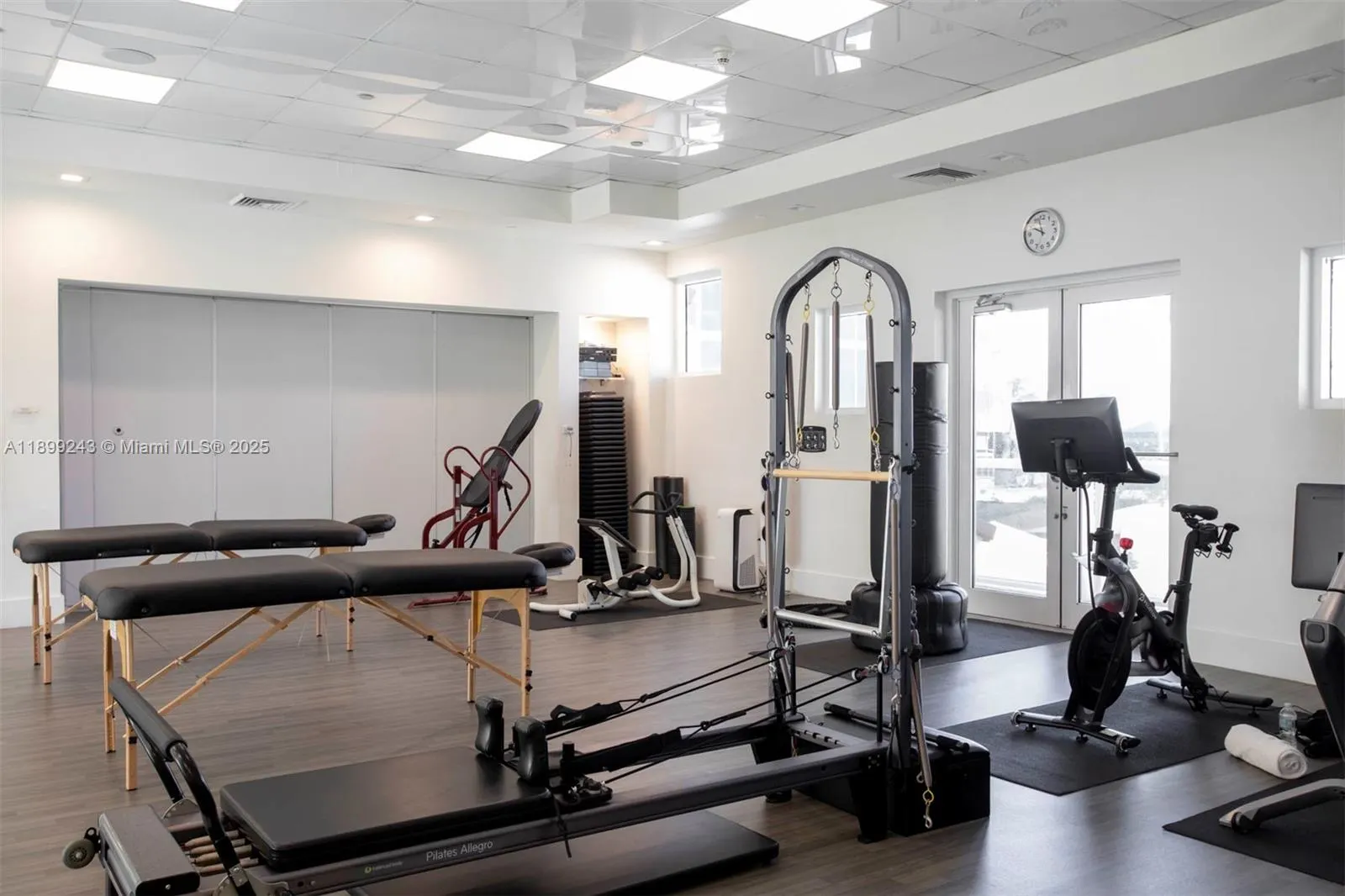 4775 Collins Ave, #1708