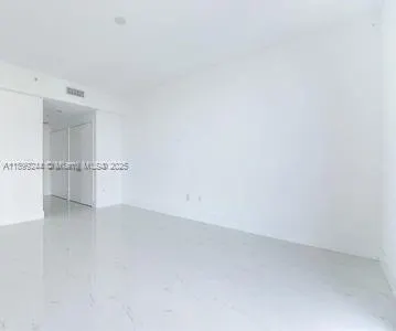17111 Biscayne Blvd, #1009