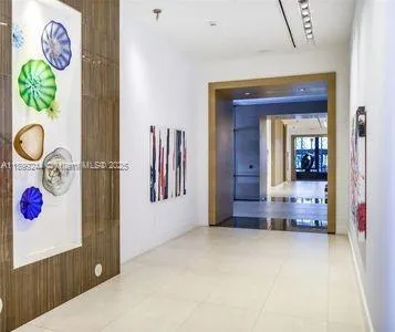 17111 Biscayne Blvd, #1009