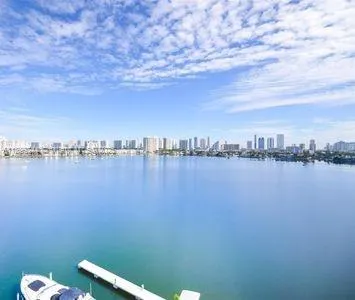 17111 Biscayne Blvd, #1009