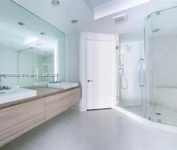 17111 Biscayne Blvd, #1009