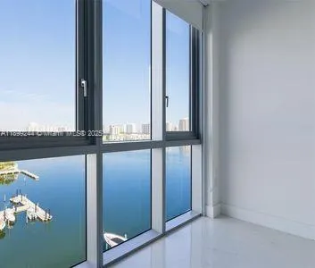 17111 Biscayne Blvd, #1009