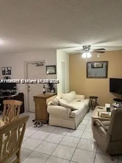 1001 Green Pine Blvd, #H2