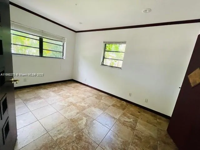 3911 Farragut St, #3911
