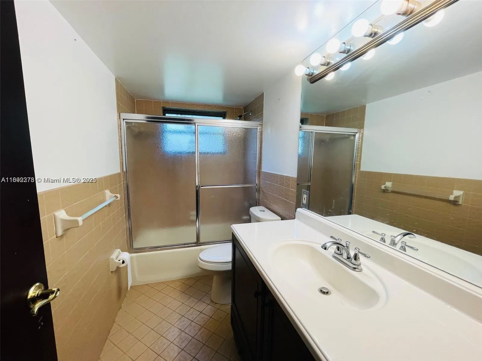 3911 Farragut St, #3911