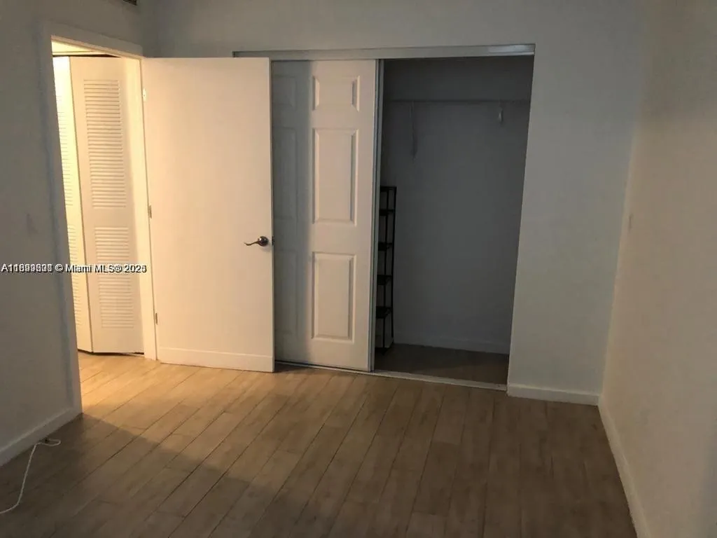 1611 Meridian Ave, #307