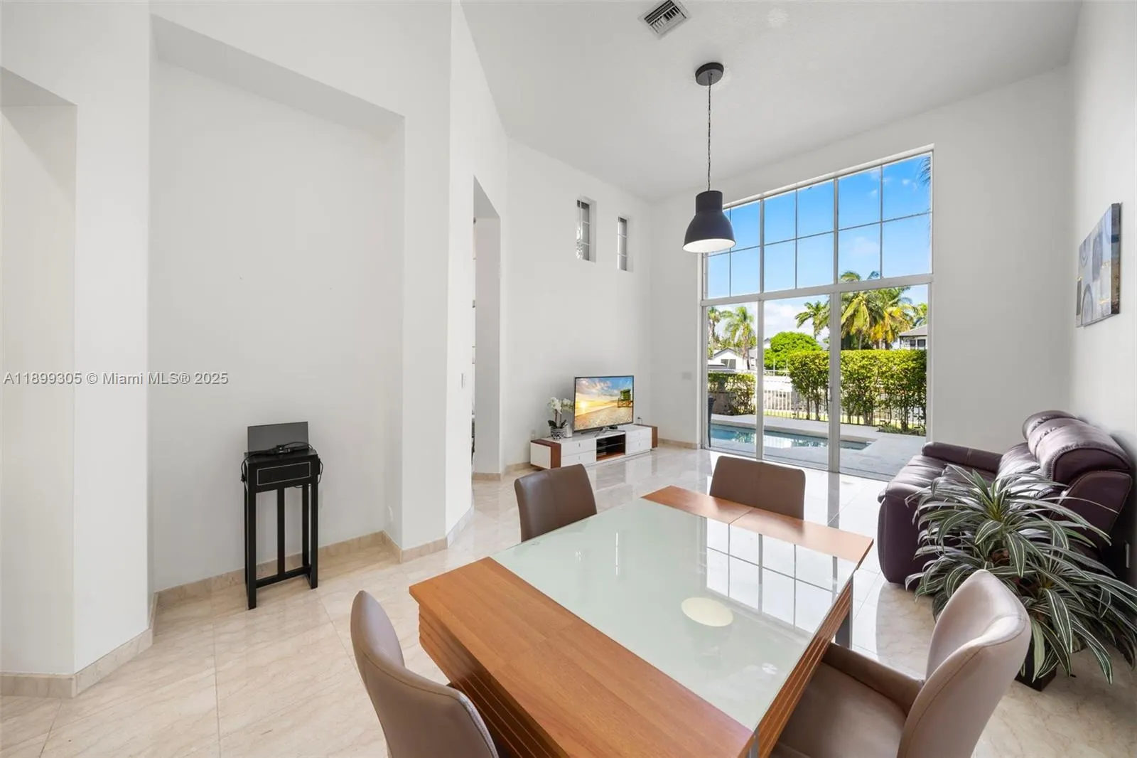 3745 NE 214th St, #37