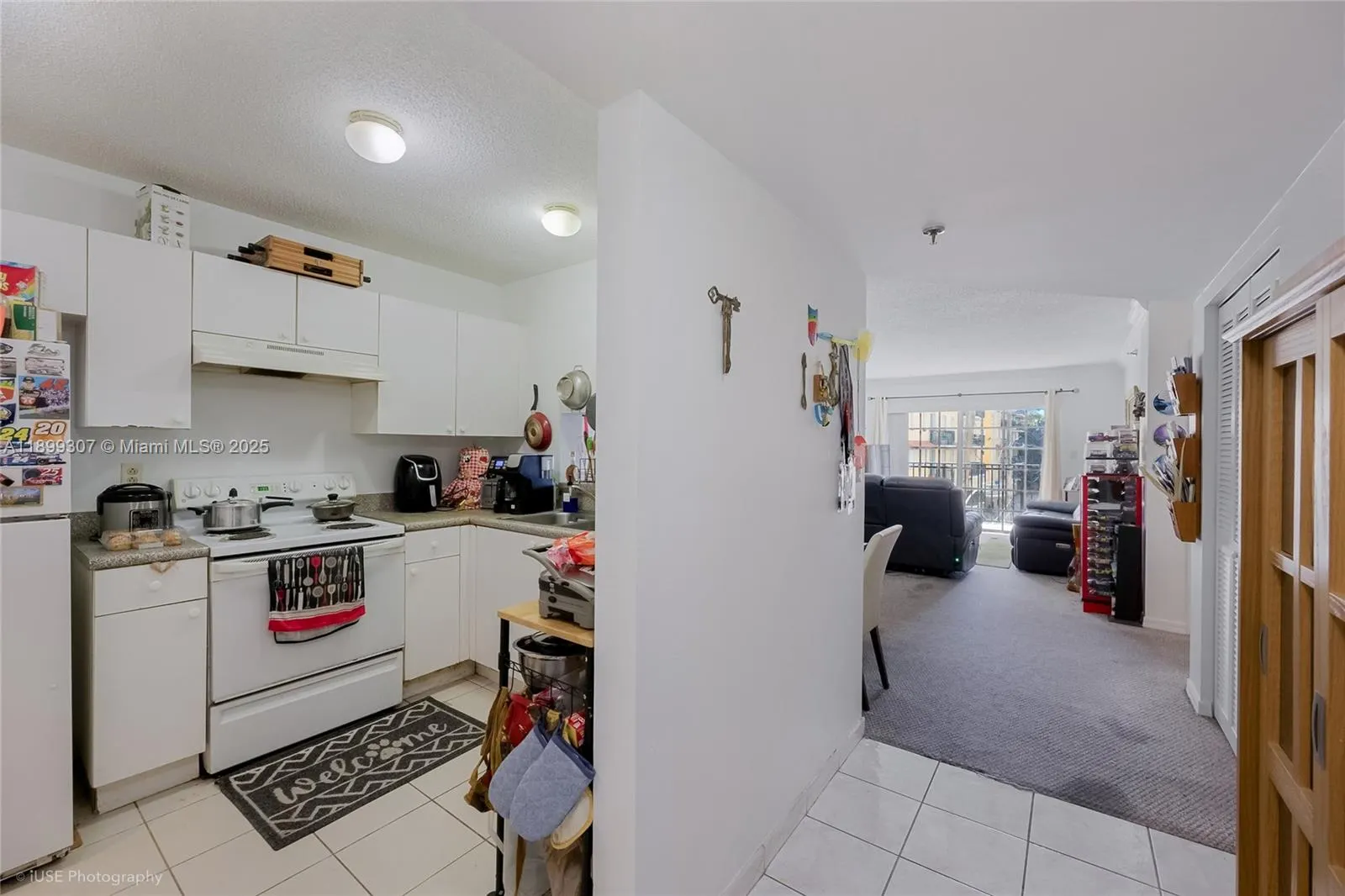 8900 Collins Ave, #301