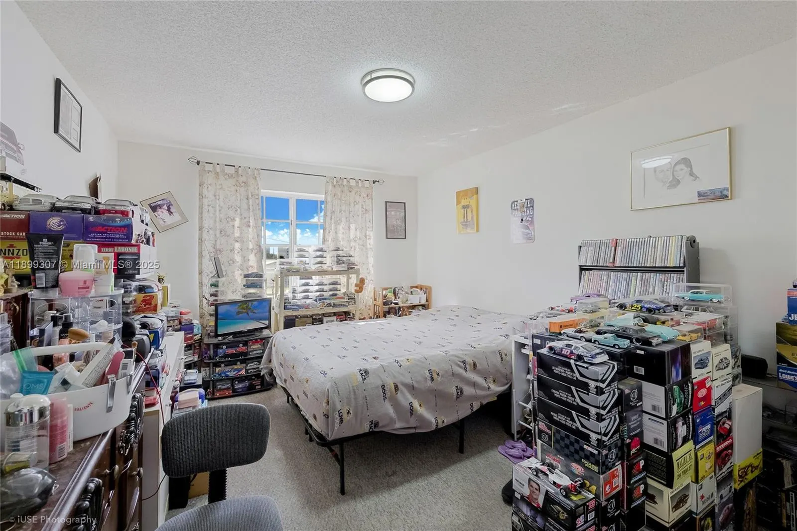 8900 Collins Ave, #301