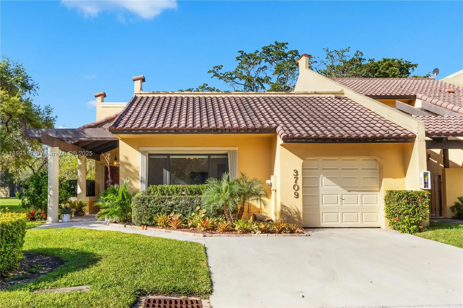 3709 Alcantara Ave, #A-83