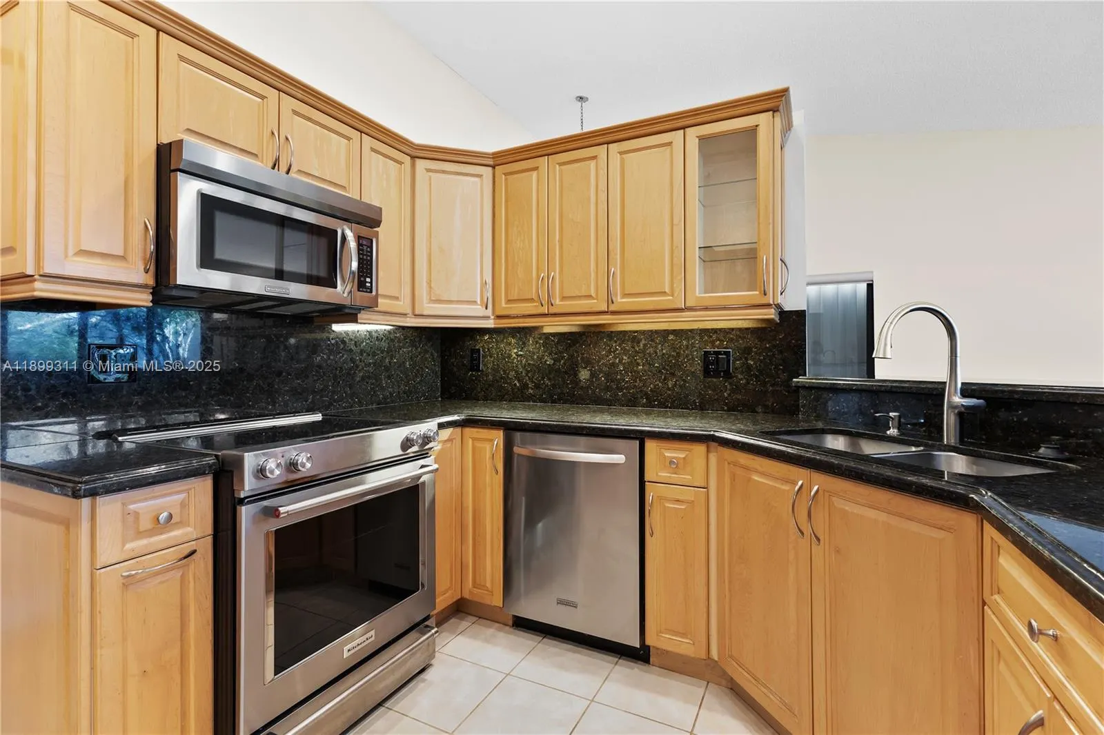3709 Alcantara Ave, #A-83