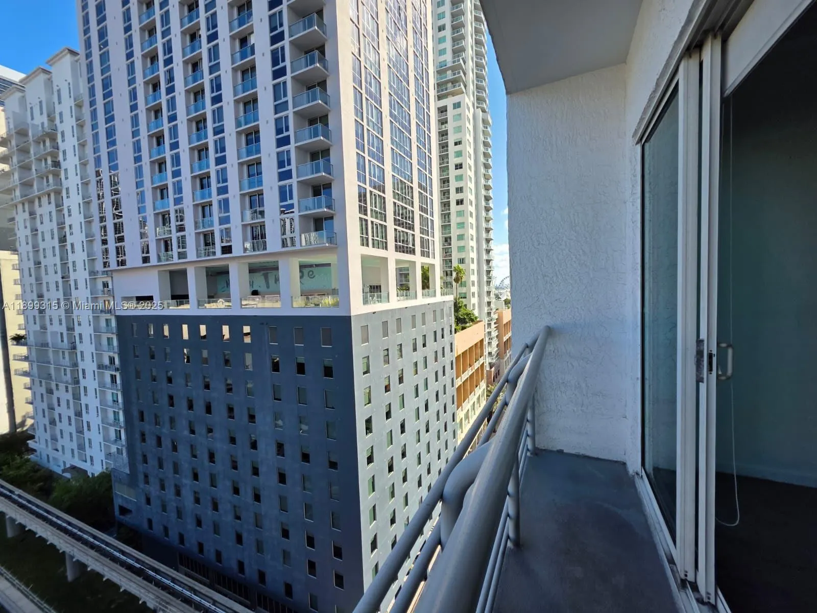 133 NE 2nd Ave, #1209