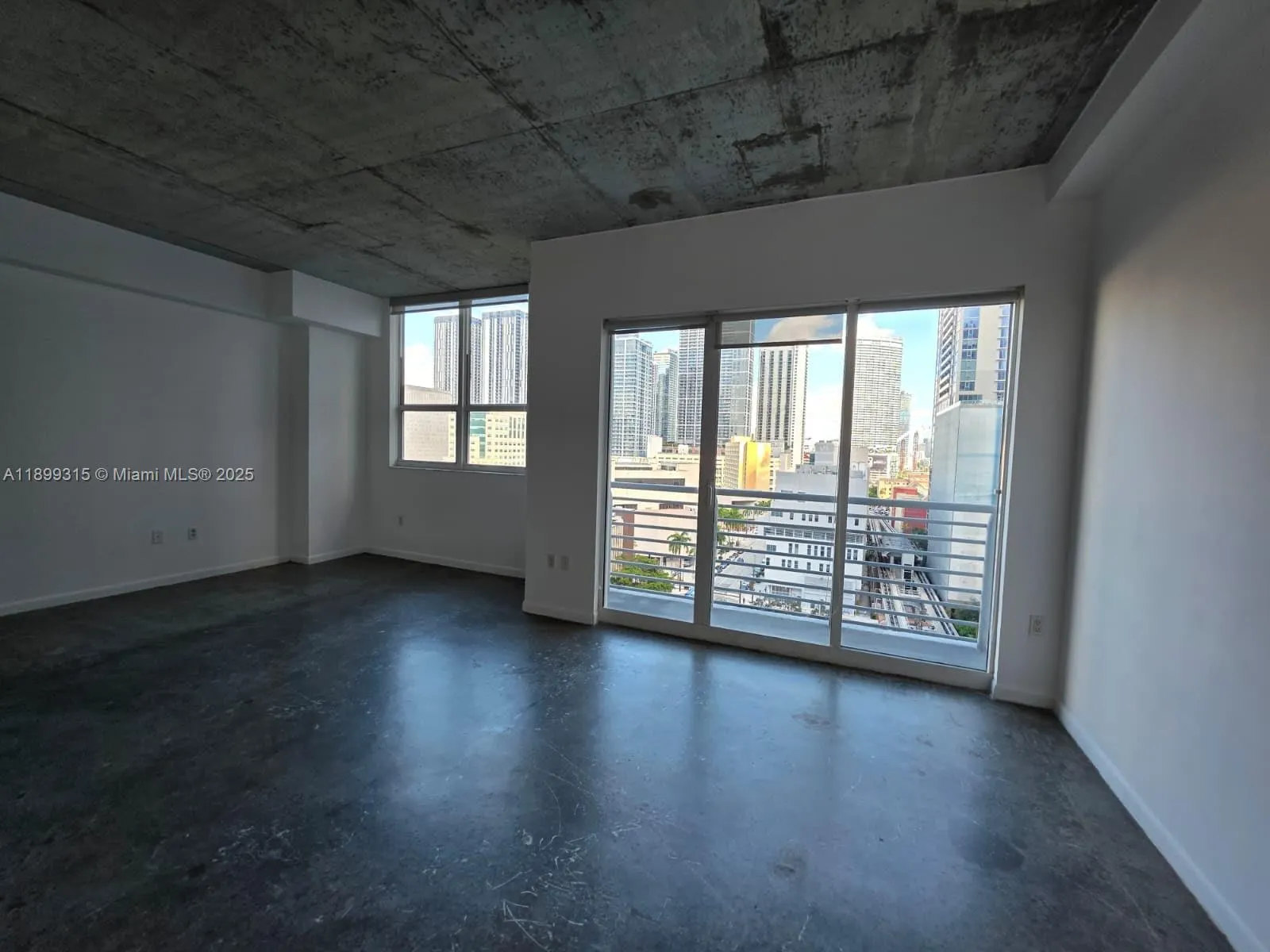 133 NE 2nd Ave, #1209