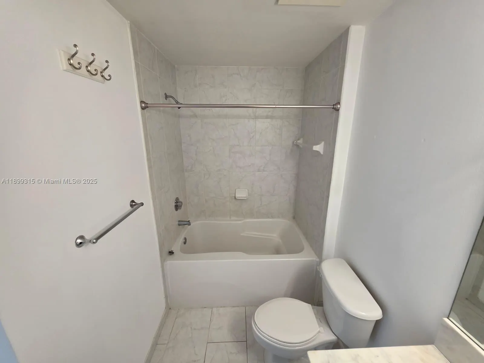 133 NE 2nd Ave, #1209