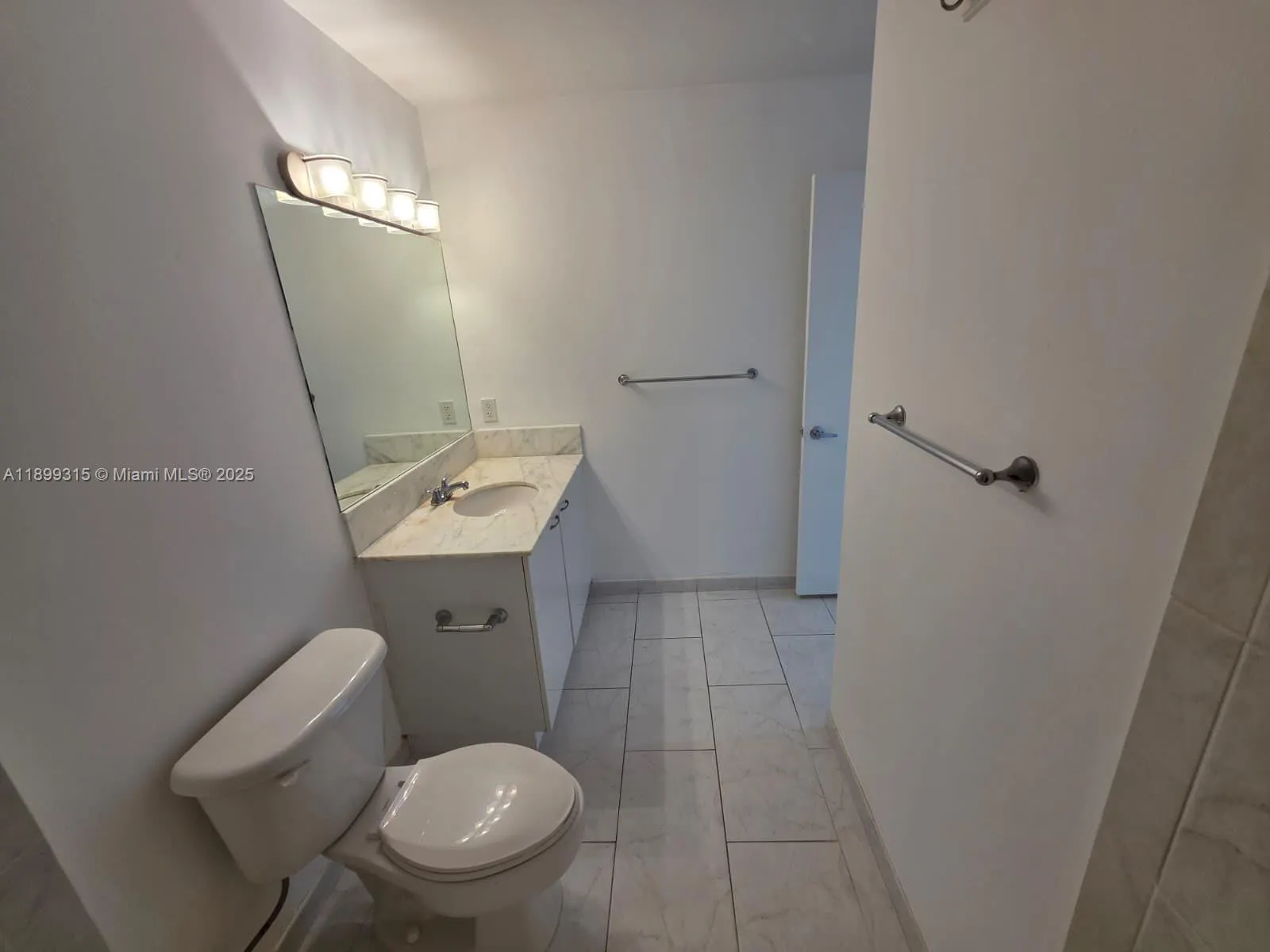 133 NE 2nd Ave, #1209