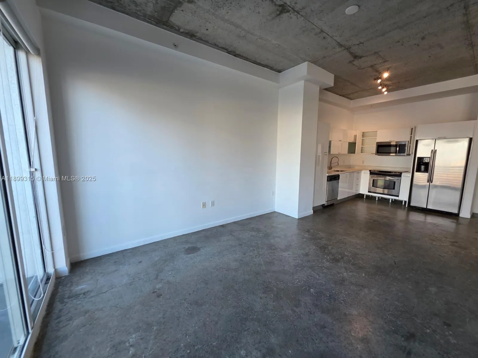 133 NE 2nd Ave, #1209