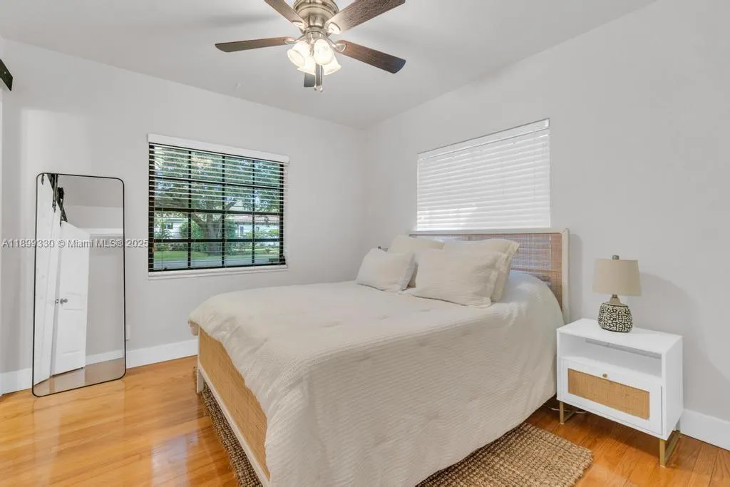 364 Navarre Dr