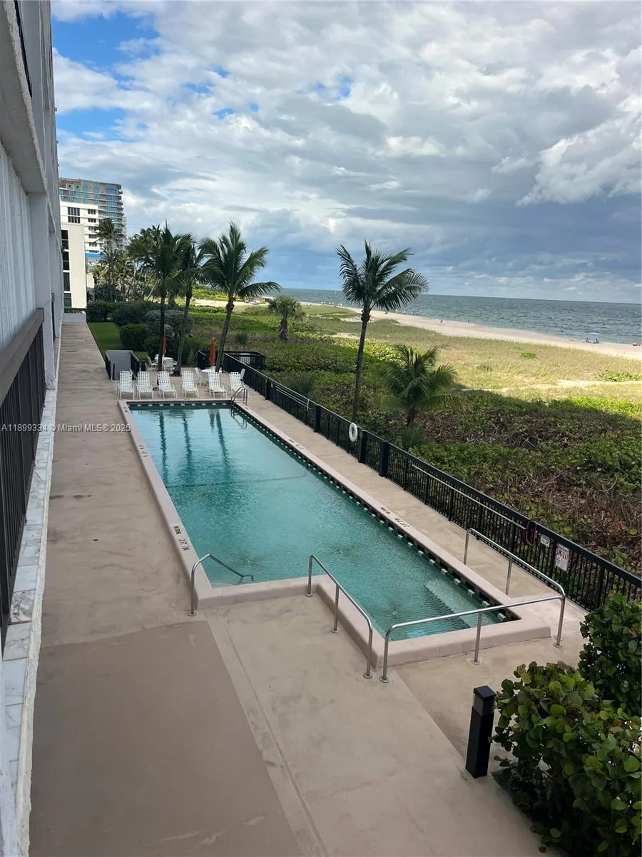 510 N Ocean Blvd, #211